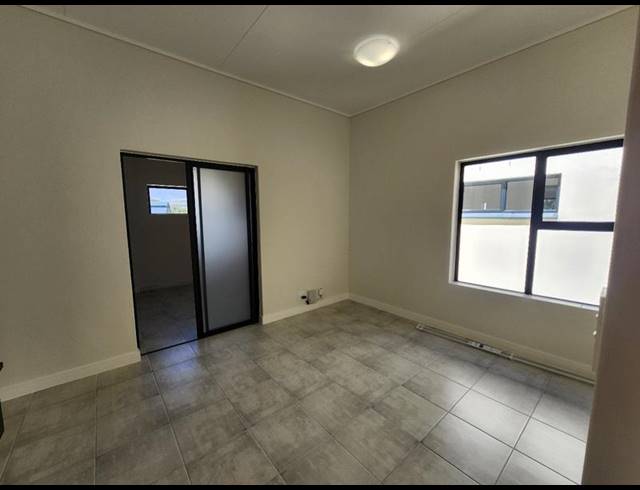 1 BEDROOM PROPERTY TO RENT IN GREENBAY ECO ESTATE